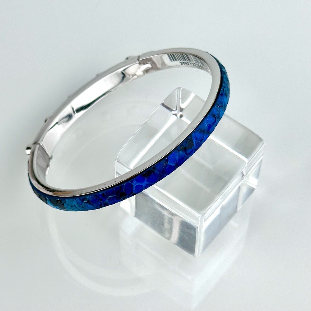 Henry Bendel Blue Crystal Python Silver Plated Bangle Bracelet NWT - Picture 6 of 9